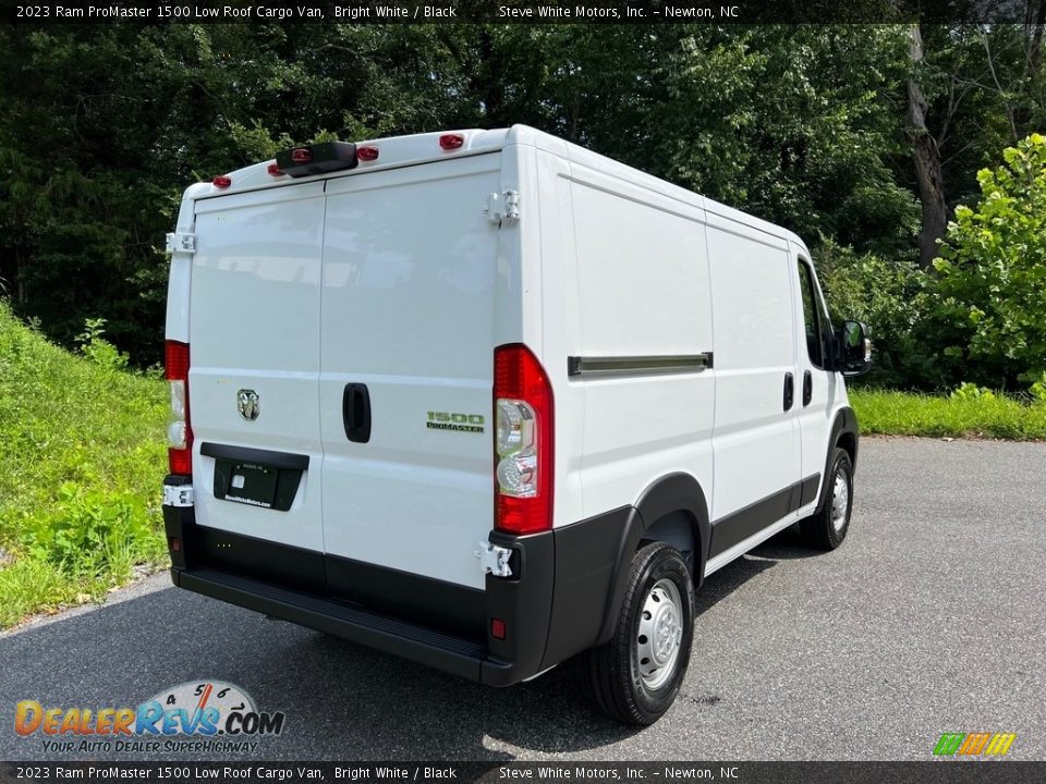 2023 Ram ProMaster 1500 Low Roof Cargo Van Bright White / Black Photo #6