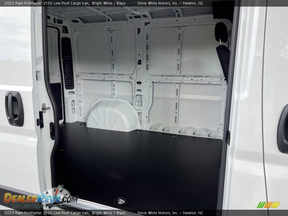 2023 Ram ProMaster 1500 Low Roof Cargo Van Trunk Photo #14