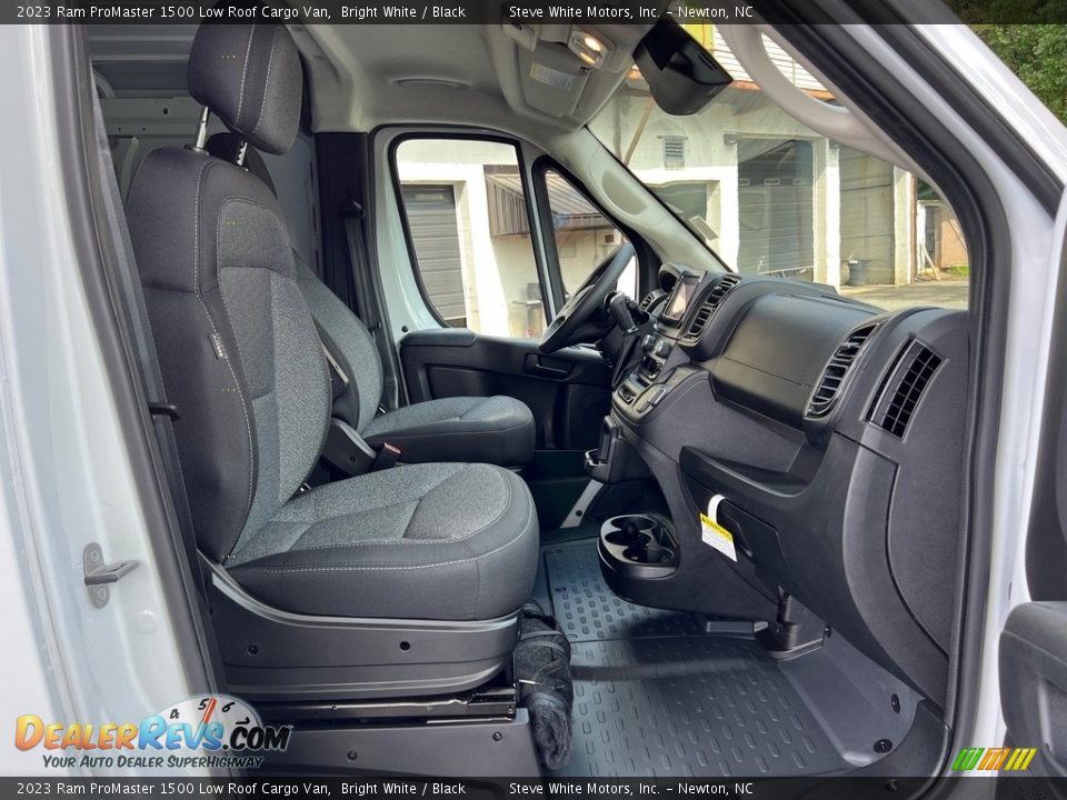 Front Seat of 2023 Ram ProMaster 1500 Low Roof Cargo Van Photo #15