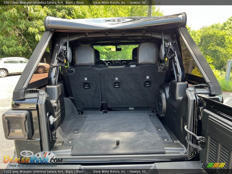 2020 Jeep Wrangler Unlimited Sahara 4x4 Black / Black Photo #19
