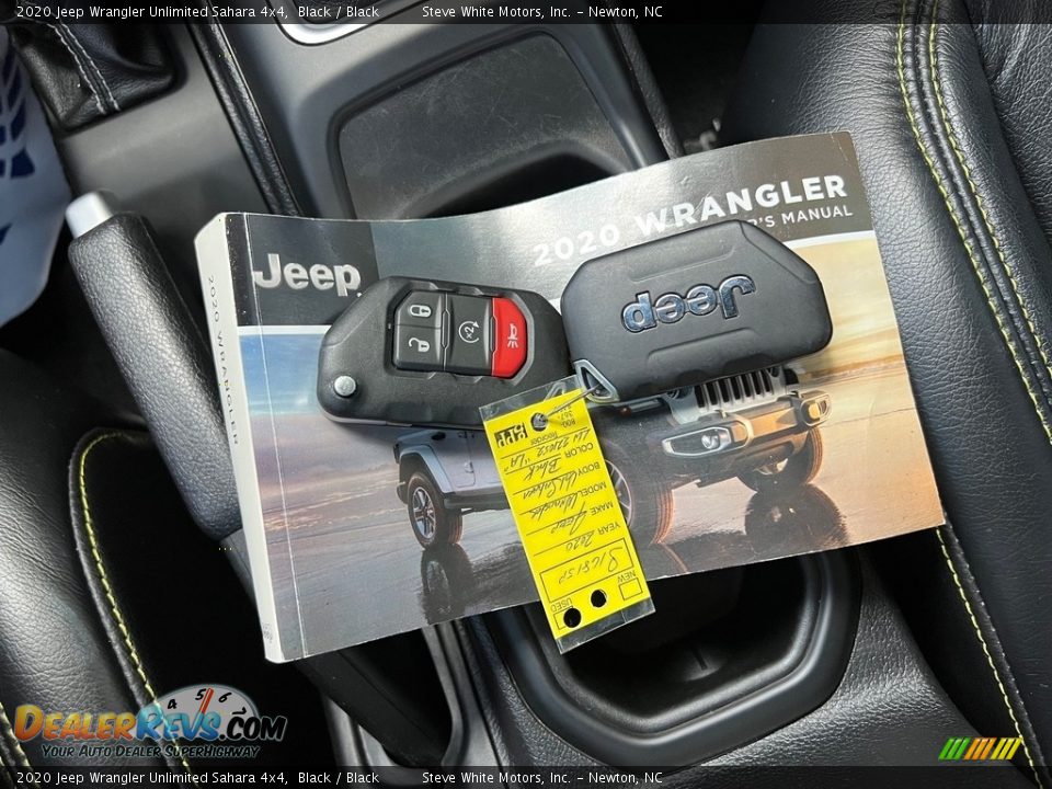 2020 Jeep Wrangler Unlimited Sahara 4x4 Black / Black Photo #33