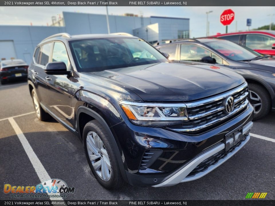 2021 Volkswagen Atlas SEL 4Motion Deep Black Pearl / Titan Black Photo #2