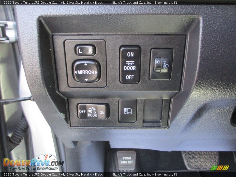 2020 Toyota Tundra SR5 Double Cab 4x4 Silver Sky Metallic / Black Photo #22