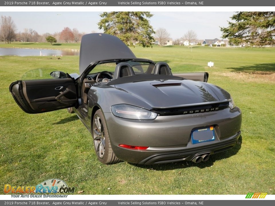 2019 Porsche 718 Boxster Agate Grey Metallic / Agate Grey Photo #34