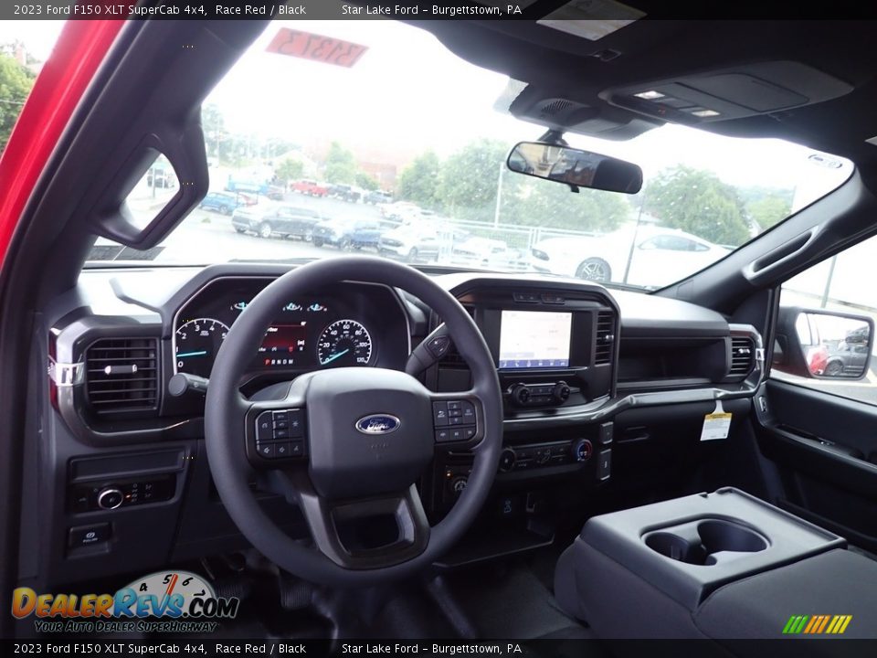 Dashboard of 2023 Ford F150 XLT SuperCab 4x4 Photo #13