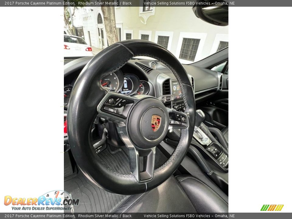 2017 Porsche Cayenne Platinum Edition Steering Wheel Photo #4