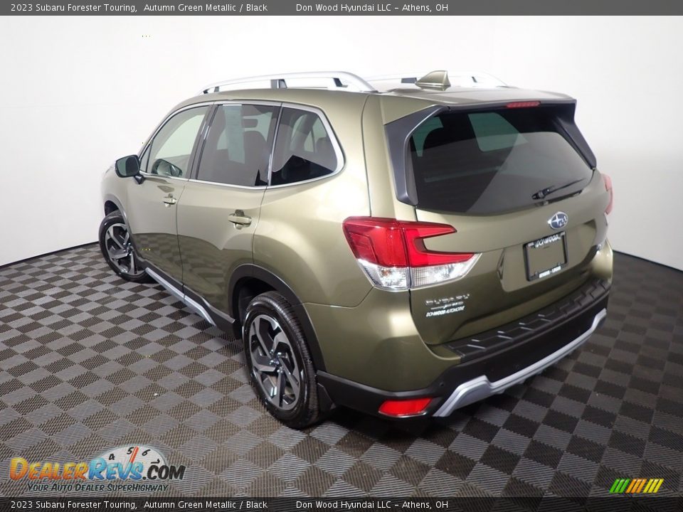 2023 Subaru Forester Touring Autumn Green Metallic / Black Photo #12