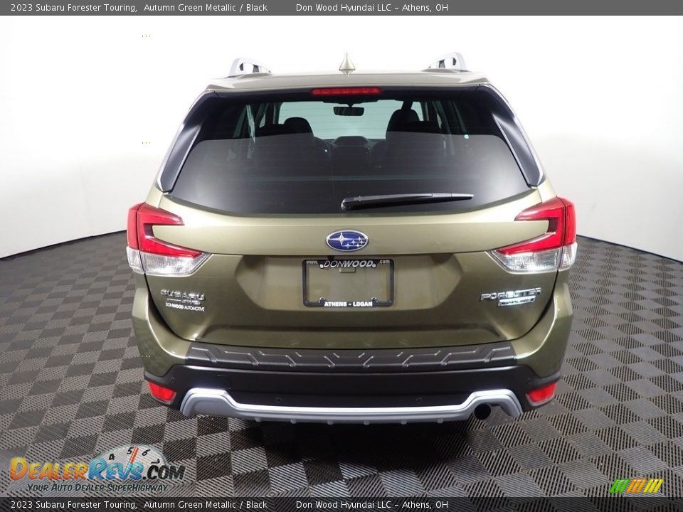2023 Subaru Forester Touring Autumn Green Metallic / Black Photo #13