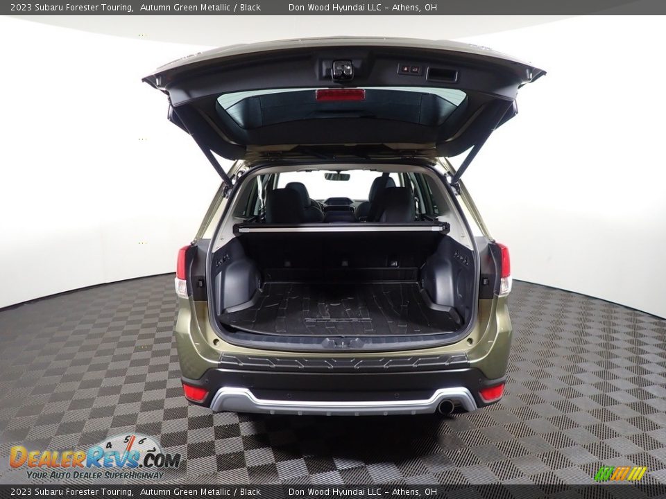 2023 Subaru Forester Touring Autumn Green Metallic / Black Photo #14