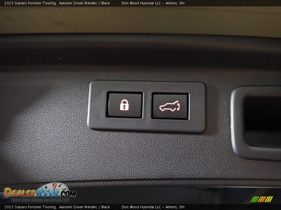 2023 Subaru Forester Touring Autumn Green Metallic / Black Photo #15