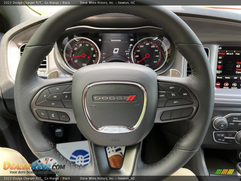 2023 Dodge Charger R/T Steering Wheel Photo #19