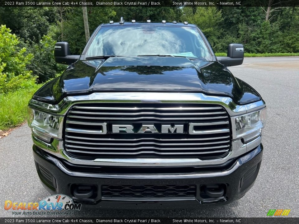 2023 Ram 3500 Laramie Crew Cab 4x4 Chassis Diamond Black Crystal Pearl / Black Photo #3