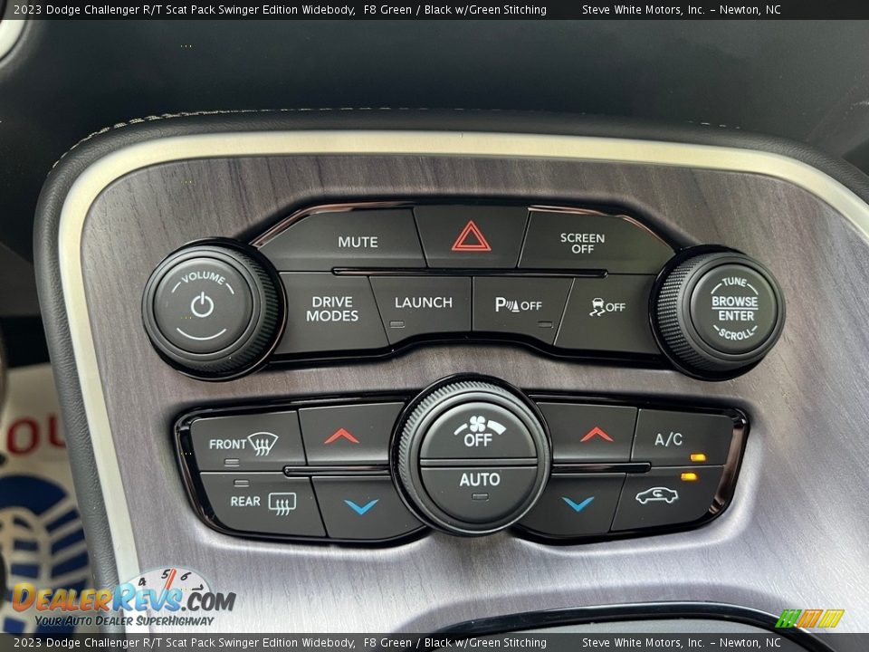 Controls of 2023 Dodge Challenger R/T Scat Pack Swinger Edition Widebody Photo #27