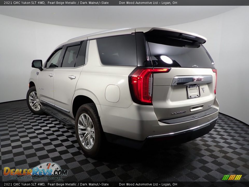2021 GMC Yukon SLT 4WD Pearl Beige Metallic / Dark Walnut/­Slate Photo #8
