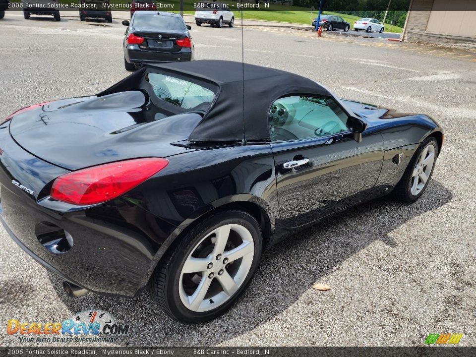 2006 Pontiac Solstice Roadster Mysterious Black / Ebony Photo #4