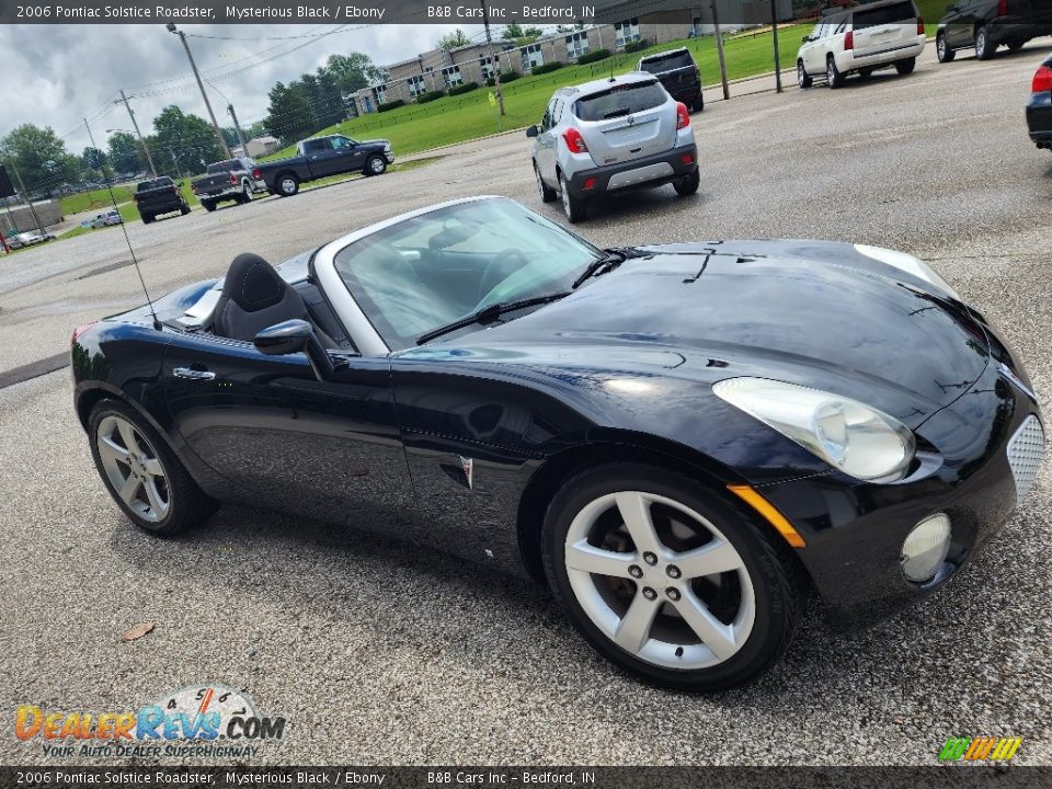 2006 Pontiac Solstice Roadster Mysterious Black / Ebony Photo #14