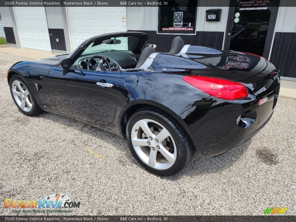 2006 Pontiac Solstice Roadster Mysterious Black / Ebony Photo #16