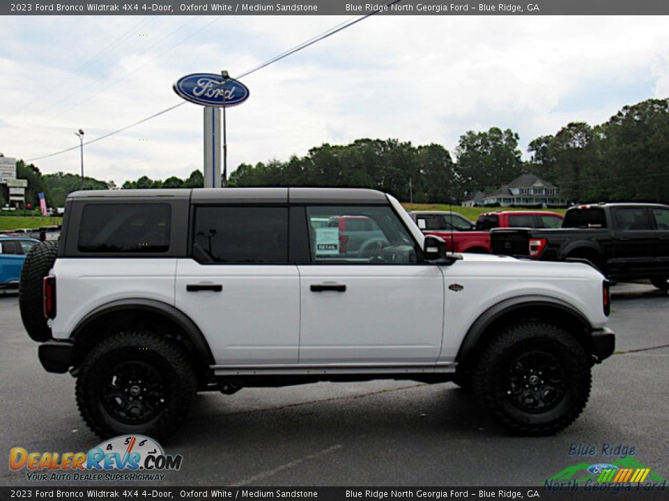 2023 Ford Bronco Wildtrak 4X4 4-Door Oxford White / Medium Sandstone Photo #6