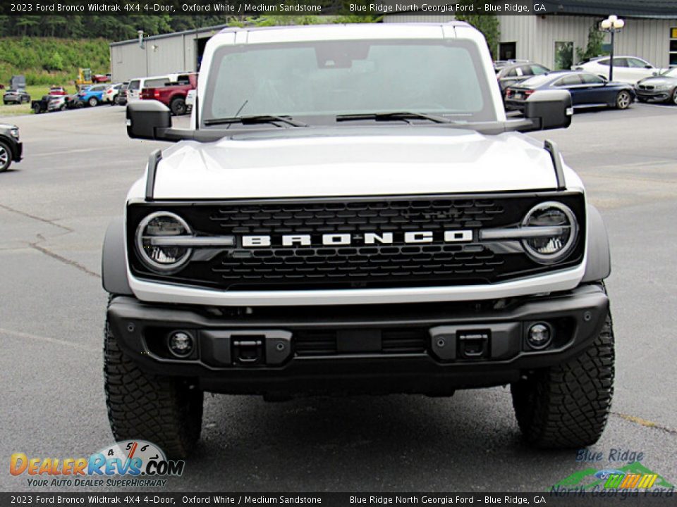 2023 Ford Bronco Wildtrak 4X4 4-Door Oxford White / Medium Sandstone Photo #8