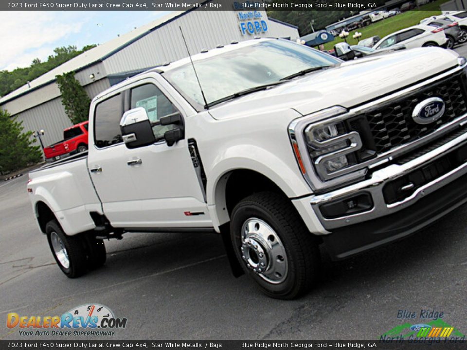 2023 Ford F450 Super Duty Lariat Crew Cab 4x4 Star White Metallic / Baja Photo #29