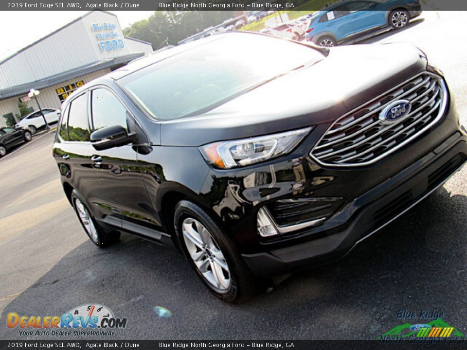 2019 Ford Edge SEL AWD Agate Black / Dune Photo #27