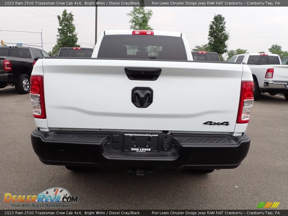 2023 Ram 2500 Tradesman Crew Cab 4x4 Bright White / Diesel Gray/Black Photo #4