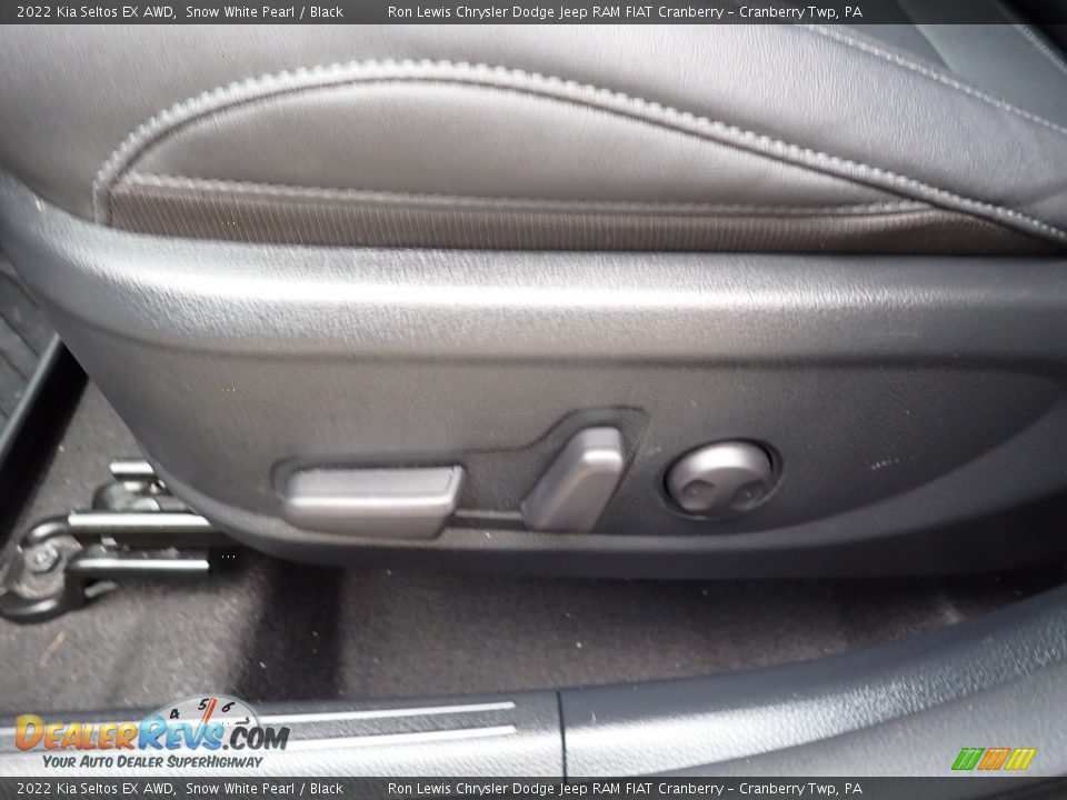2022 Kia Seltos EX AWD Snow White Pearl / Black Photo #15