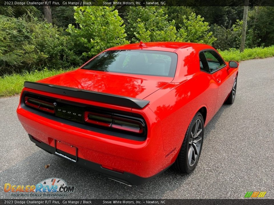 2023 Dodge Challenger R/T Plus Go Mango / Black Photo #6