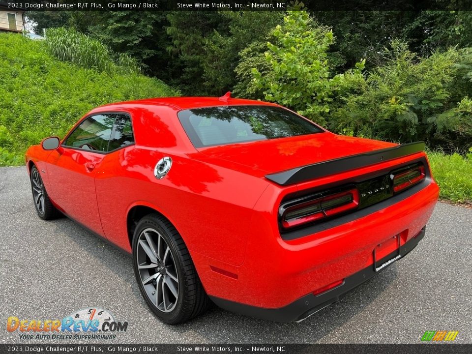 2023 Dodge Challenger R/T Plus Go Mango / Black Photo #8