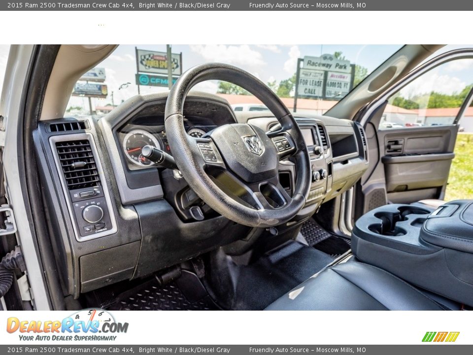 2015 Ram 2500 Tradesman Crew Cab 4x4 Bright White / Black/Diesel Gray Photo #19