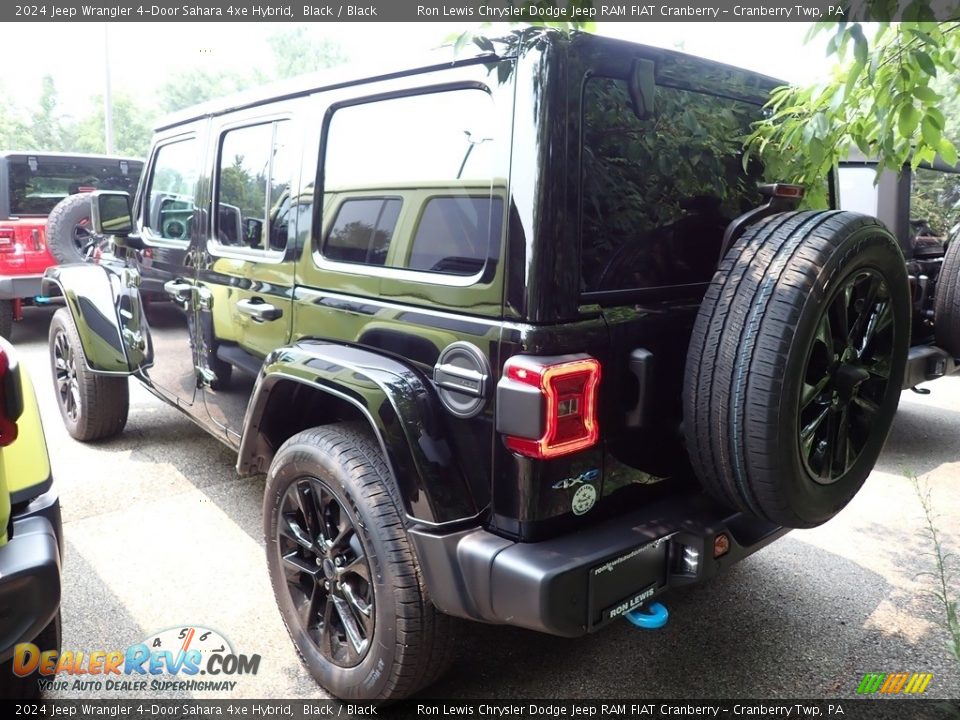 2024 Jeep Wrangler 4-Door Sahara 4xe Hybrid Black / Black Photo #8