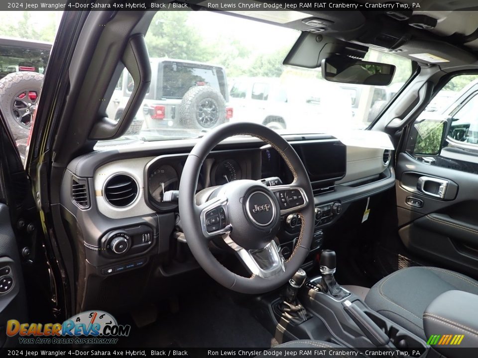 2024 Jeep Wrangler 4-Door Sahara 4xe Hybrid Black / Black Photo #10