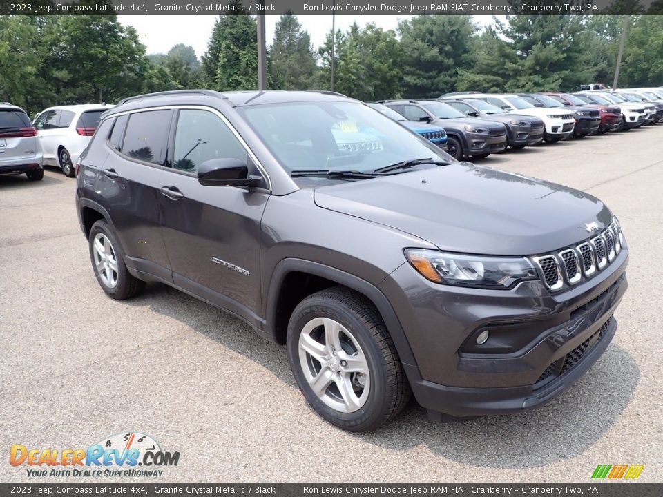 2023 Jeep Compass Latitude 4x4 Granite Crystal Metallic / Black Photo #7