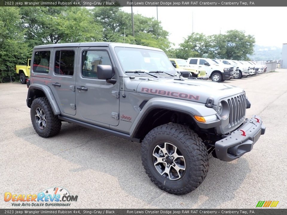 Front 3/4 View of 2023 Jeep Wrangler Unlimited Rubicon 4x4 Photo #7