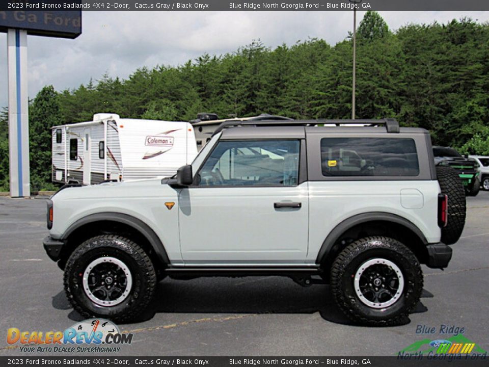 2023 Ford Bronco Badlands 4X4 2-Door Cactus Gray / Black Onyx Photo #2