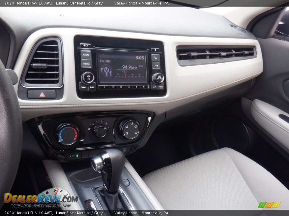 Dashboard of 2020 Honda HR-V LX AWD Photo #16