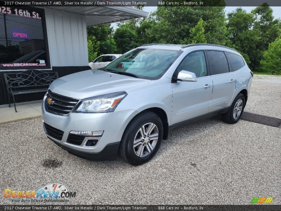 2017 Chevrolet Traverse LT AWD Silver Ice Metallic / Dark Titanium/Light Titanium Photo #2