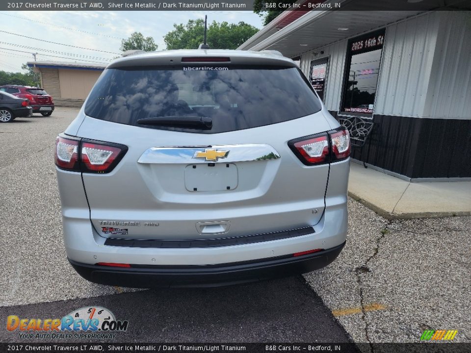 2017 Chevrolet Traverse LT AWD Silver Ice Metallic / Dark Titanium/Light Titanium Photo #6