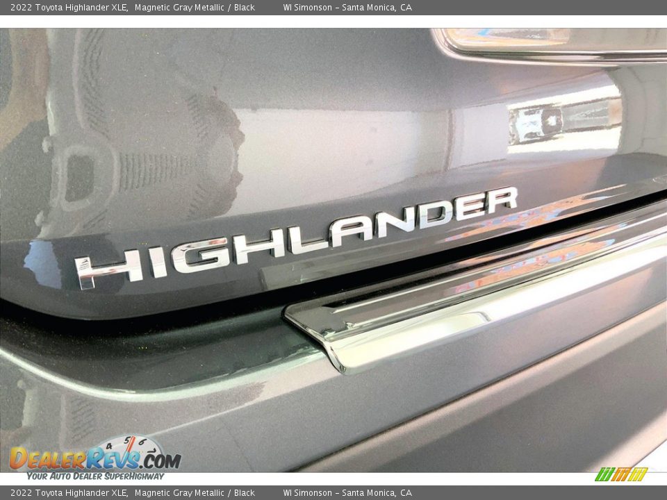 2022 Toyota Highlander XLE Logo Photo #7