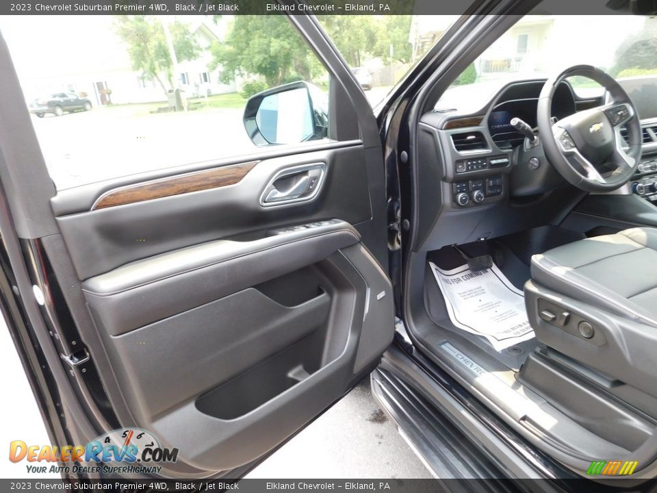 Door Panel of 2023 Chevrolet Suburban Premier 4WD Photo #16