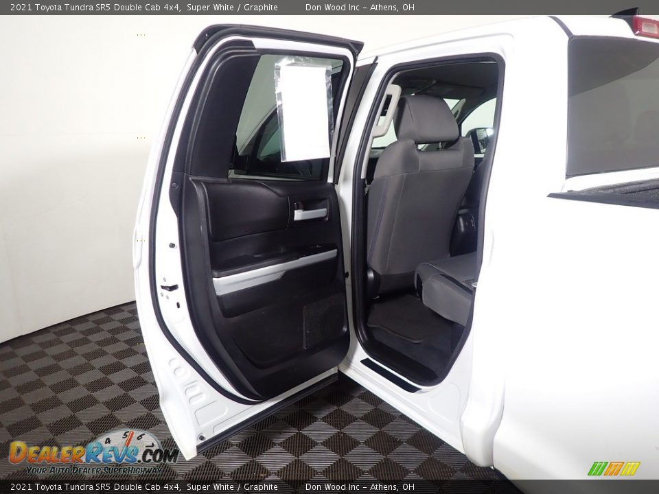 2021 Toyota Tundra SR5 Double Cab 4x4 Super White / Graphite Photo #28