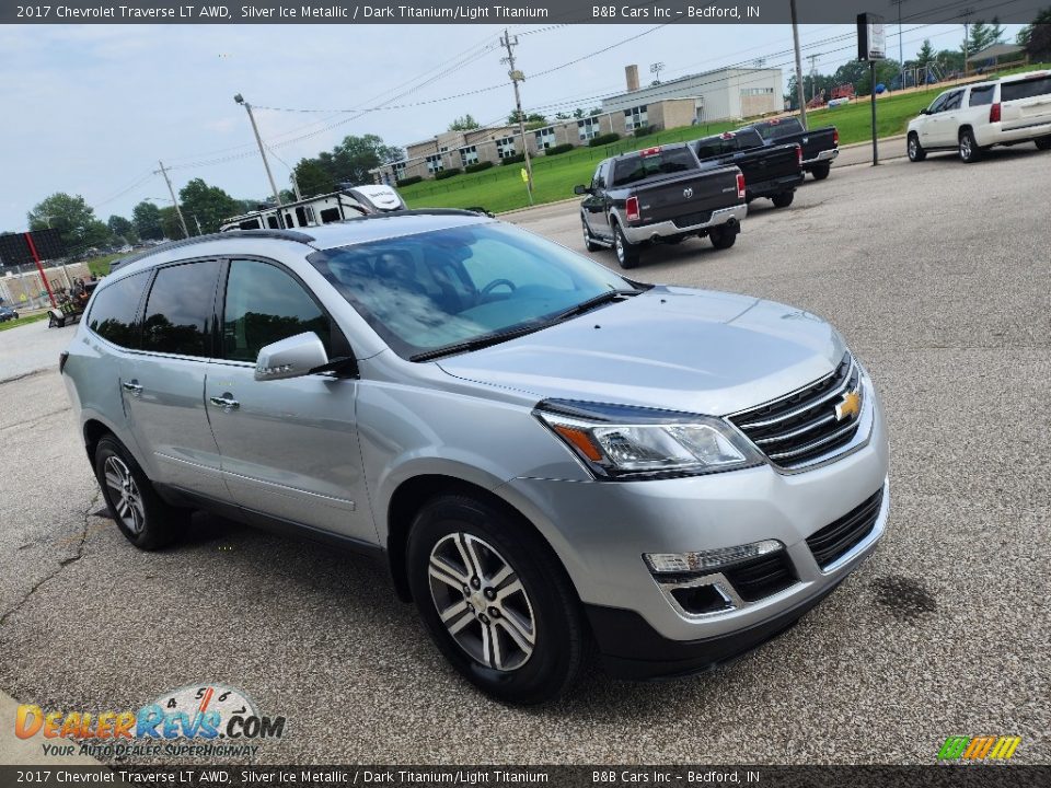 2017 Chevrolet Traverse LT AWD Silver Ice Metallic / Dark Titanium/Light Titanium Photo #28