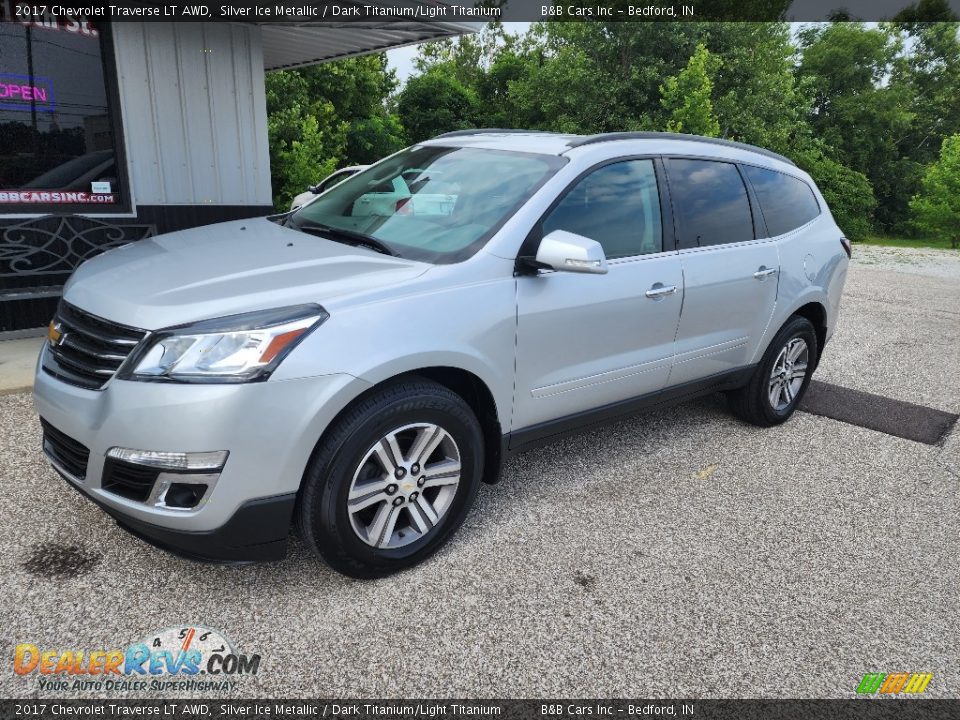 2017 Chevrolet Traverse LT AWD Silver Ice Metallic / Dark Titanium/Light Titanium Photo #29