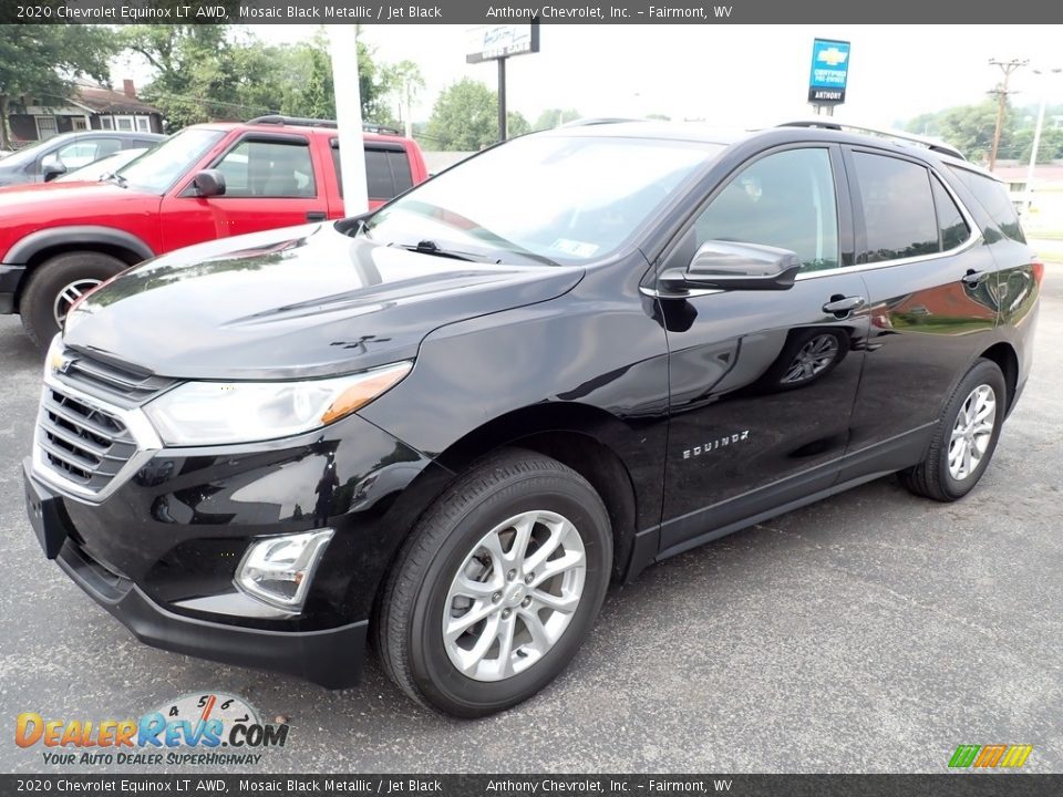 Mosaic Black Metallic 2020 Chevrolet Equinox LT AWD Photo #4