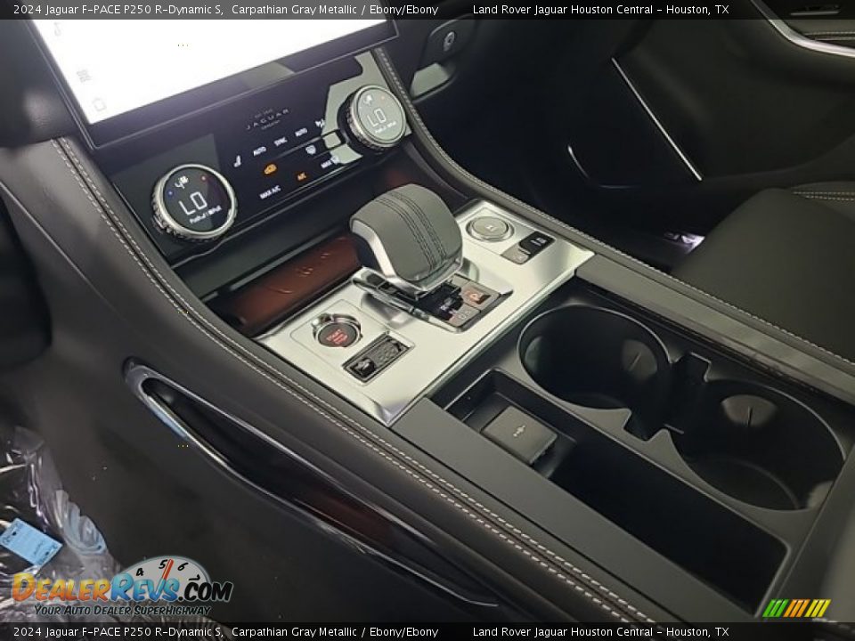 2024 Jaguar F-PACE P250 R-Dynamic S Shifter Photo #25