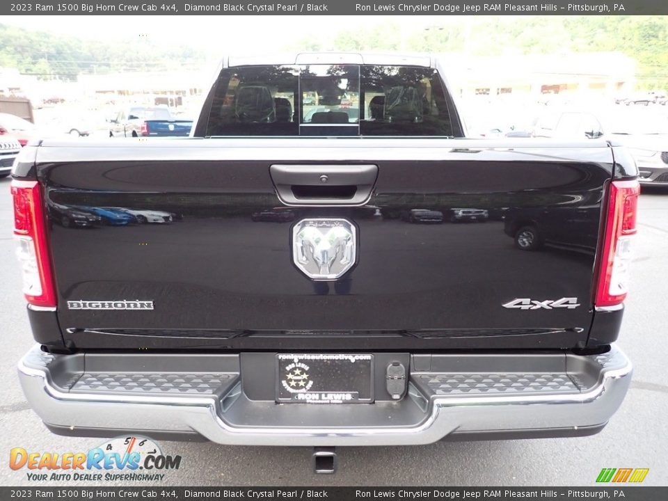 2023 Ram 1500 Big Horn Crew Cab 4x4 Diamond Black Crystal Pearl / Black Photo #4