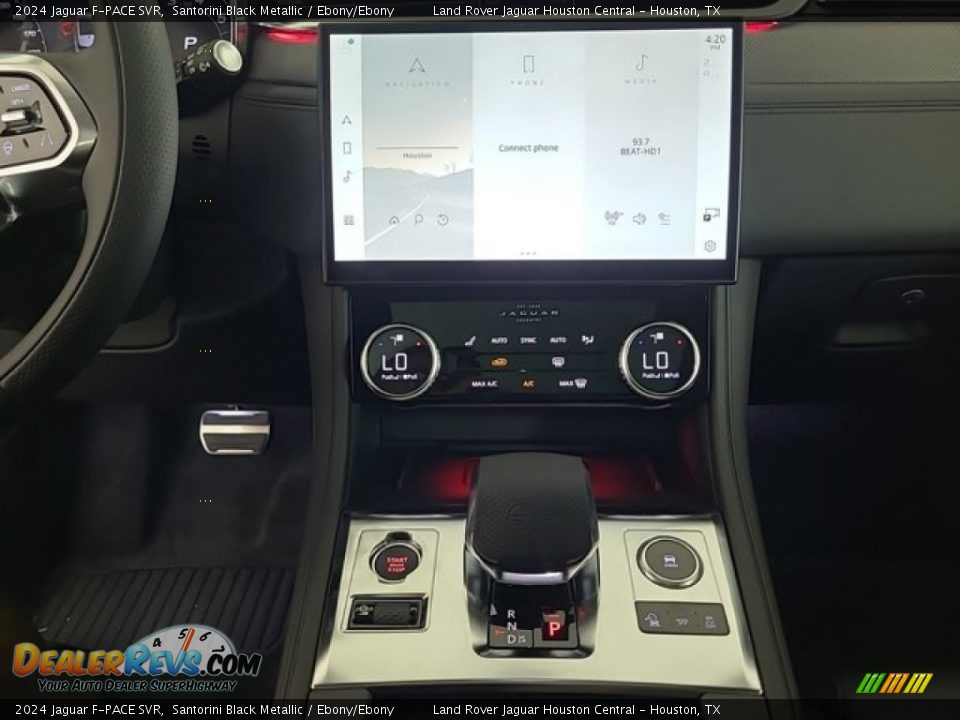 2024 Jaguar F-PACE SVR Shifter Photo #20