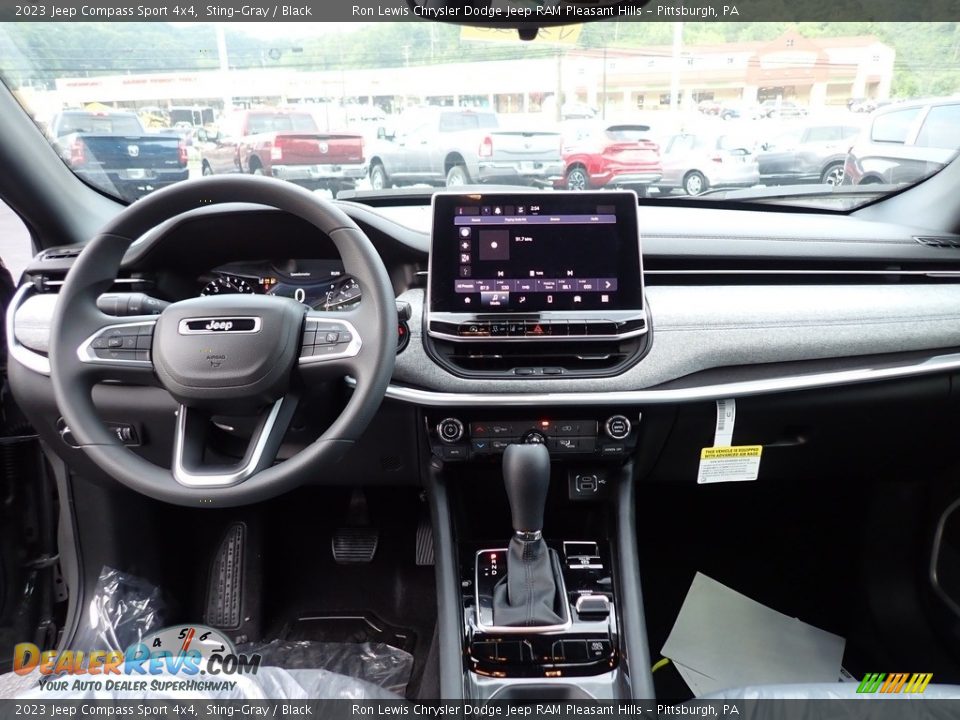 2023 Jeep Compass Sport 4x4 Sting-Gray / Black Photo #13