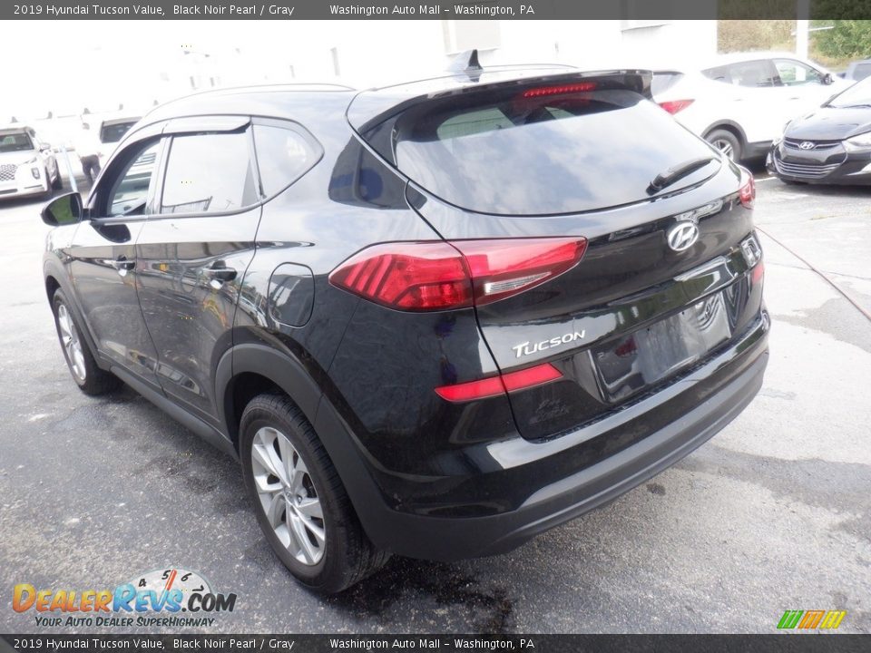 2019 Hyundai Tucson Value Black Noir Pearl / Gray Photo #7