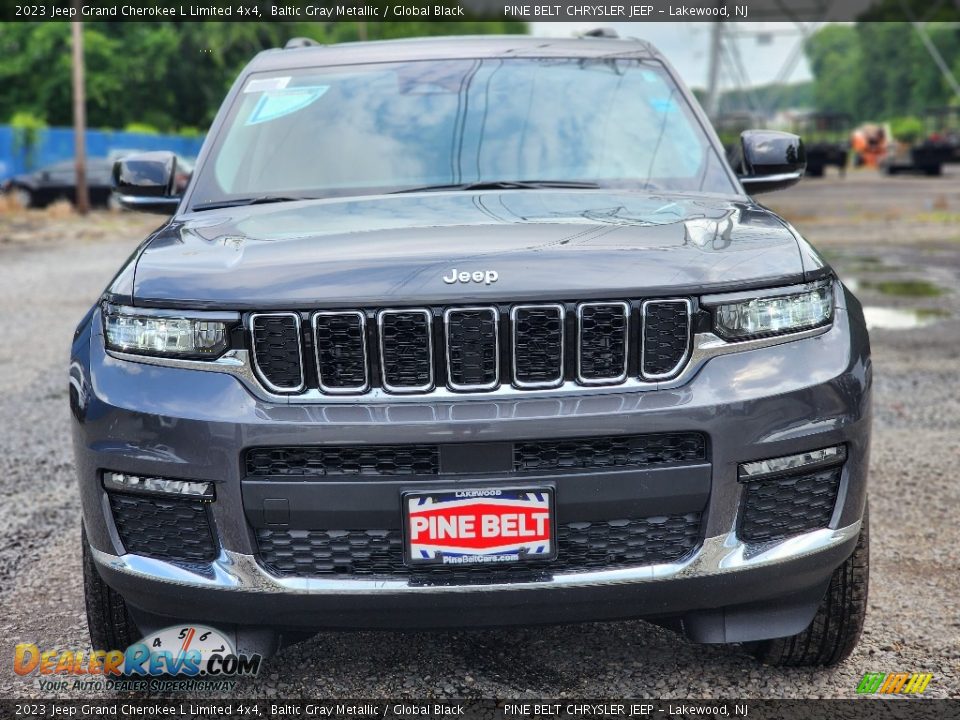 2023 Jeep Grand Cherokee L Limited 4x4 Baltic Gray Metallic / Global Black Photo #2